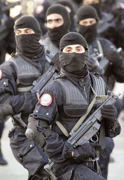 ولي العهد: لا يدخل خزانة الدولة ريالٌ واحدٌ من الحجاج