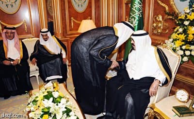 خادم الحرمين لسفراء المملكة: أوصيكم بالشعب السعودي.. وسنعلم من يفتح أبوابه ومن يغلقها