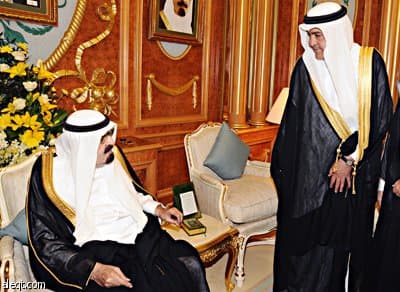 خادم الحرمين لسفراء المملكة: أوصيكم بالشعب السعودي.. وسنعلم من يفتح أبوابه ومن يغلقها