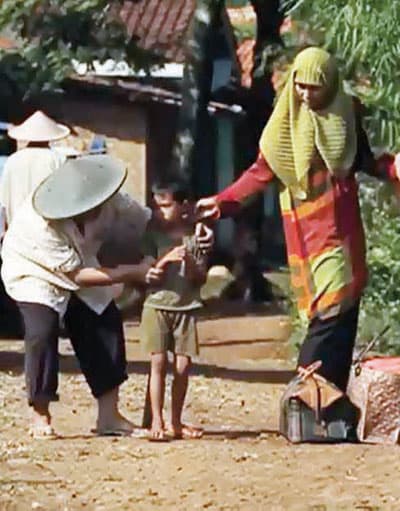 «حقوق الإنسان» تنتج فيلما عن علاقة السعوديات بالخادمات