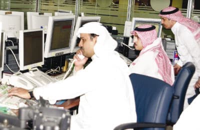 المقام السامي يفصل في ساعات عمل القطاع الخاص
