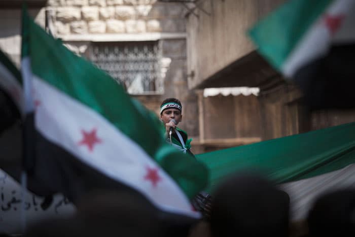 الجيش السوري الحر ينقل قيادته الى الداخل السوري.. ومعارك عنيفة في حلب