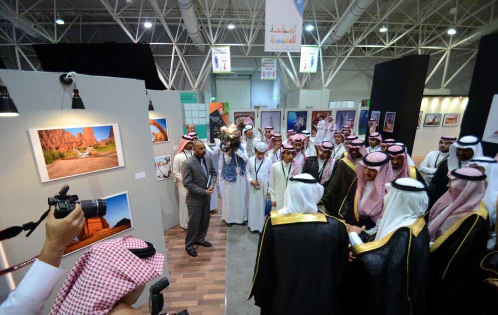 قصة مصورة: ملتقى الوان السعودية يستقبل زواره