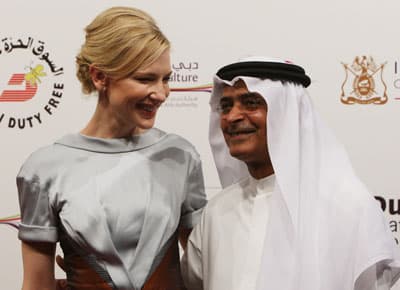 قصة مصورة : نجوم السينما العالمية والعربية يطلقون مهرجان "دبي السينمائي"