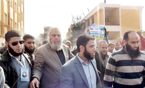 بكار: «سروريو وإخوان» السعودية انشغلوا بتبرير أخطاء نظام «الإخوان».. وإضفاء مسحة «سلفية» عليهم