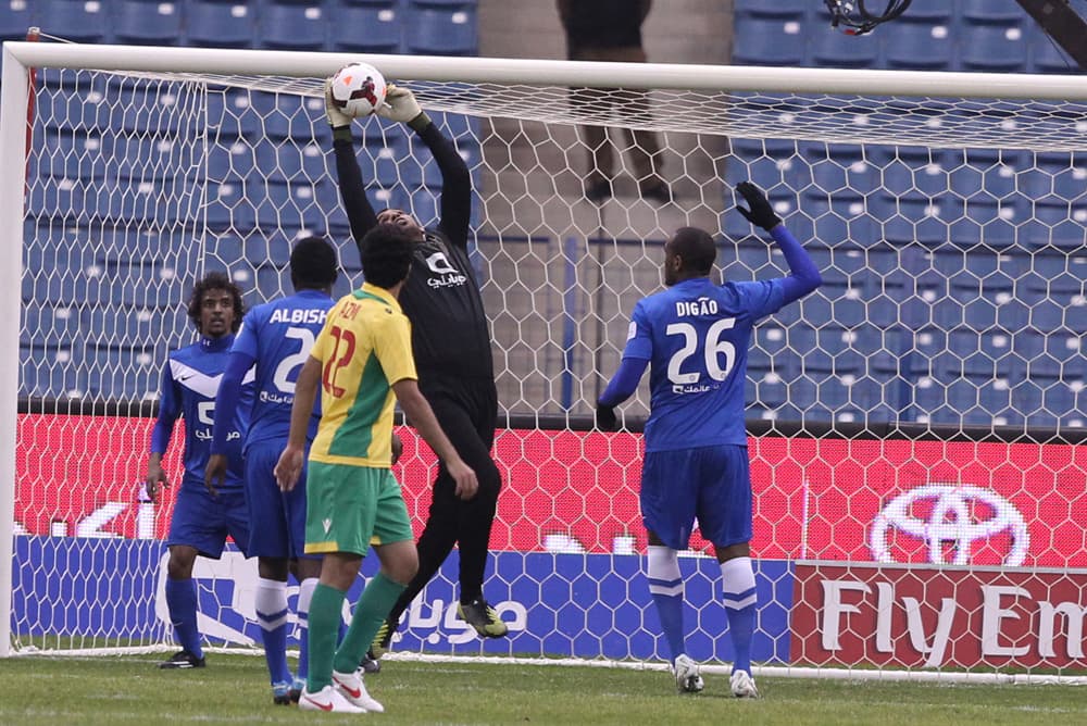 الهلال يبقي على آماله في المنافسة على دوري جميل