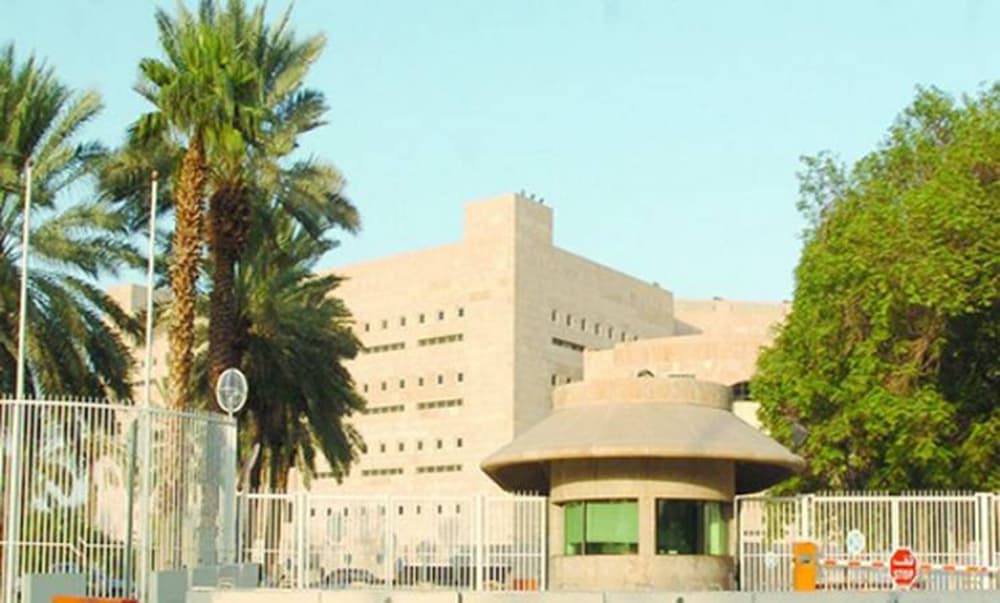 المملكة تبدي استغرابها لما يثار حول قضية "رائف بدوي" والحكم الصادر بحقه