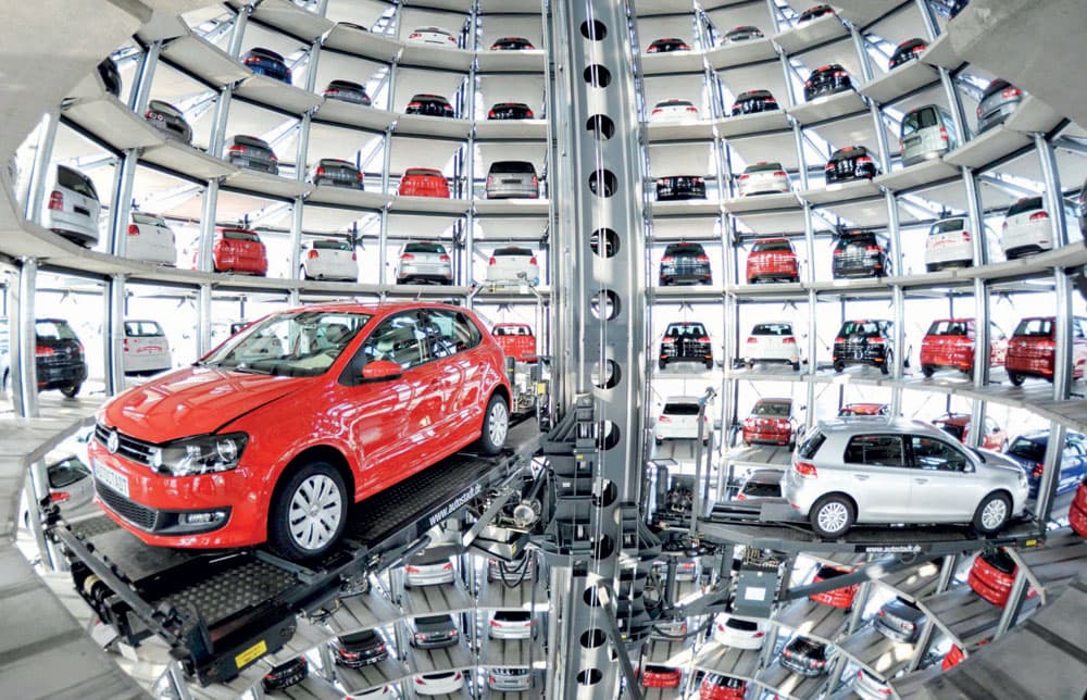 «فولكسفاجن» تواجه خطر الإفلاس .. ولا تأثير على منطقة الخليج