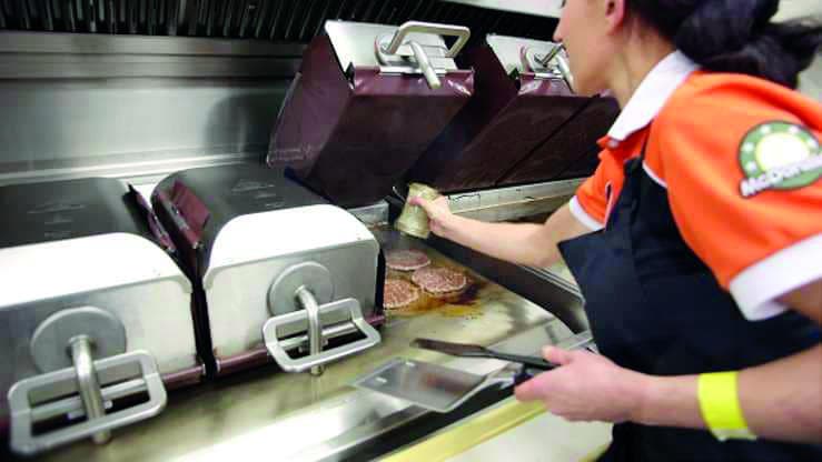 مناشف المطبخ خطيرة جدا .. بؤرة لتجمع البكتيريا