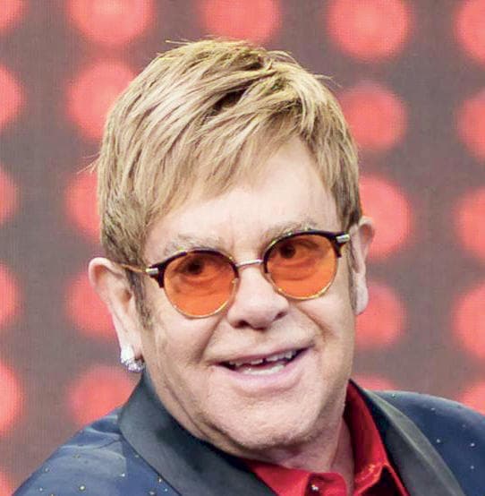 13 مليون دولار لإلتون جون مقابل
أغاني «الأسد الملك»