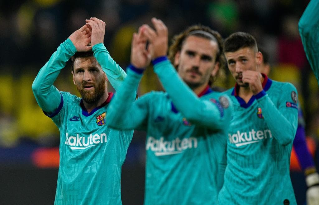إيرادات برشلونة تتخطى حاجز مليار يورو