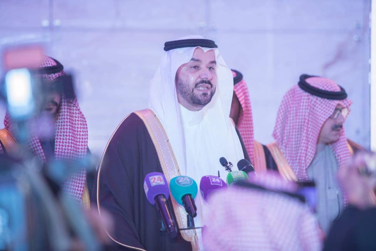 الأمير مشعل بن محمد بن سعود يفتتح "ملتقى الطب التجميلي" الرابع في الرياض