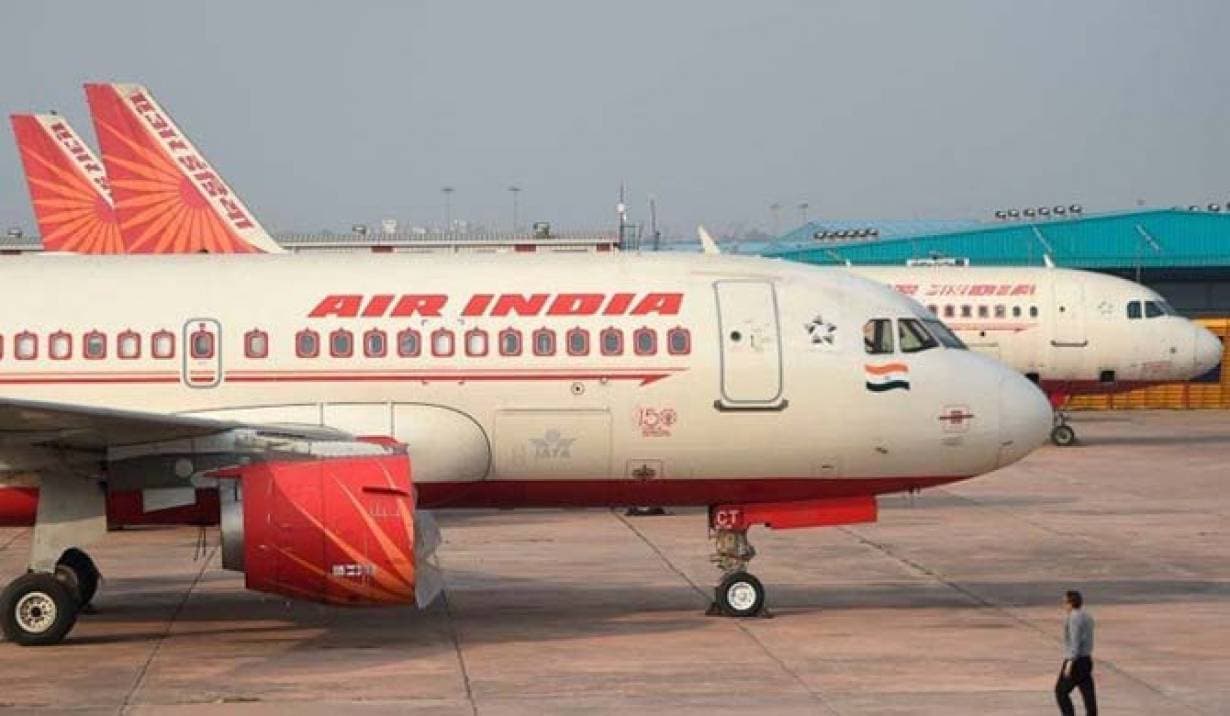 اشتملت المعلومات المسروقة على أرقام بطاقات الائتمان المصرفية.