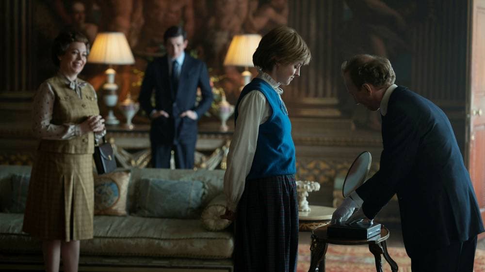 توقعات بهيمنة مسلسل "ذي كراون" على جوائز "إيمي".