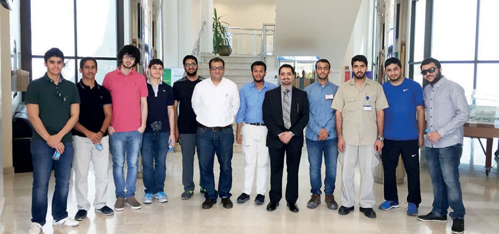 طلاب هندسة «الفيصل» يزورون محطة التوليد الكهربائي