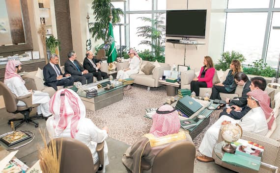 الوليد بن طلال يستقبل نائب وزير الخارجية المكسيكي