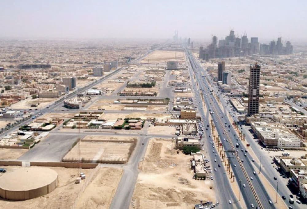 مداولات في «الشورى» .. عقوبات مخالفي سداد الرسوم قد تصل لسحب الأرض