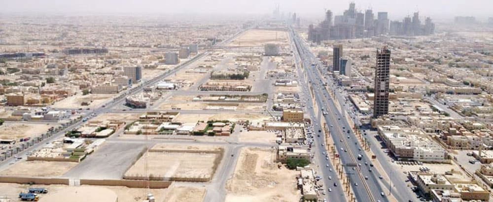 71 عضوا في «الشورى» مع توصية الرسوم على جميع الأراضي.. و 4 يعطلونها