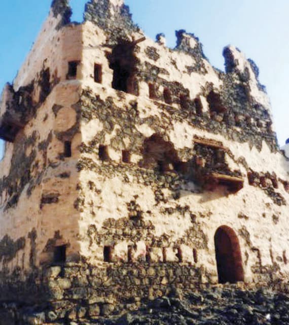 العمارة الحربية .. قلاع وحصون وأبراج