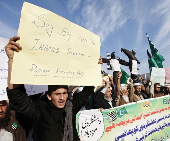 الأحد .. تنديد عربي بإيران باستثناء 3 دول