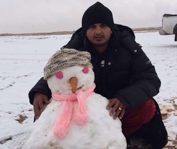 لأول مرة منذ أكثر من  60 عاما .. ثلوج في رفحاء