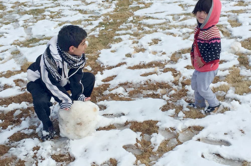 بعد 60 عاما.. الثلوج تعود إلى رفحاء