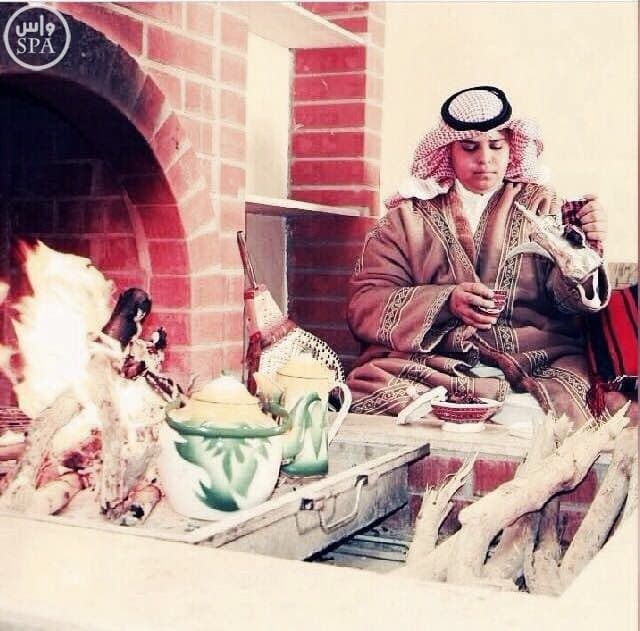 "شبة الضو" .. رمز الكرم والسخاء عند العرب