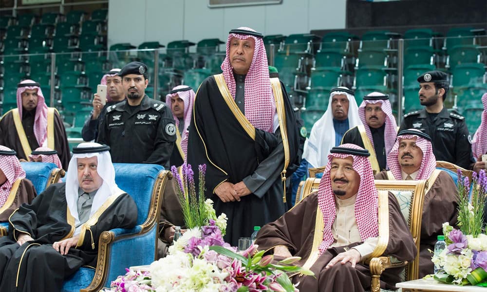 الملك يرعى حفل العرضة السعودية في مهرجان الجنادرية