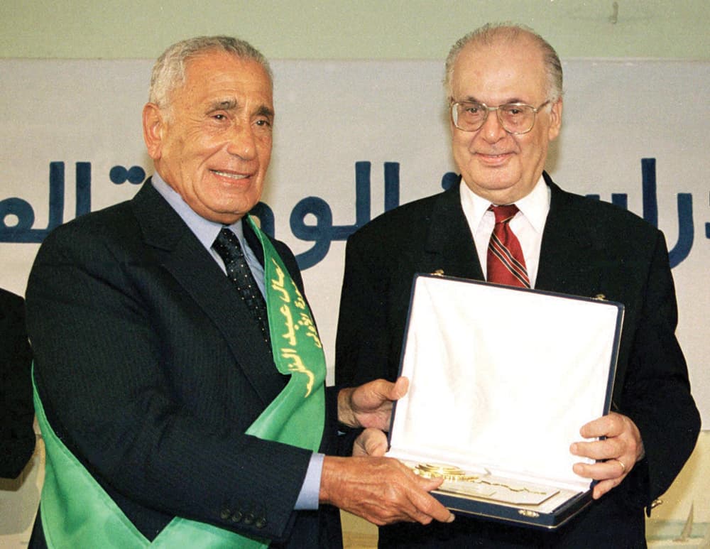 وفاة محمد هيكل بعد 70 عاما من التقلبات والمناكفات الصحفية