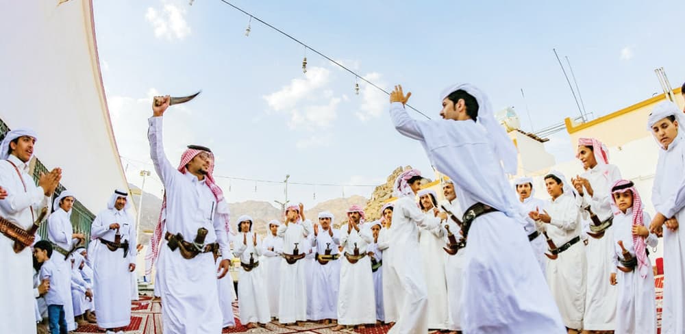 الشيلات الشعبية تتصدر المناسبات 
في نجران