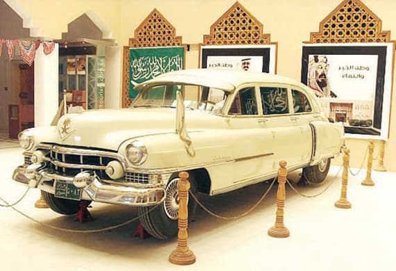 أهل الجزيرة ورؤيتهم للسيارات قديما .. تخوف واستهجان