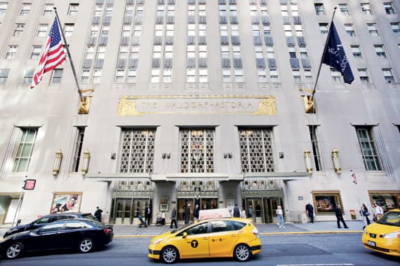 البارونات الجدد .. «بلاكستون» أكبر مستثمر عقاري في العالم