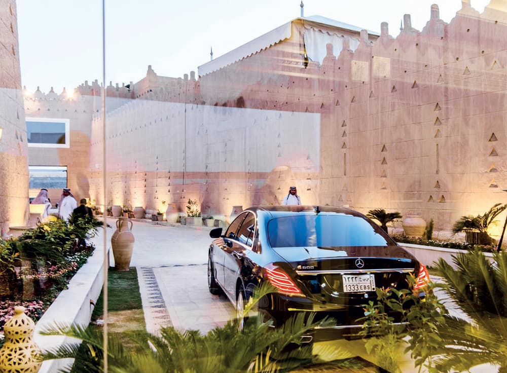 بعد عقود من الاعتماد التام على النفط .. محمد بن سلمان برؤيته يغير المعادلة