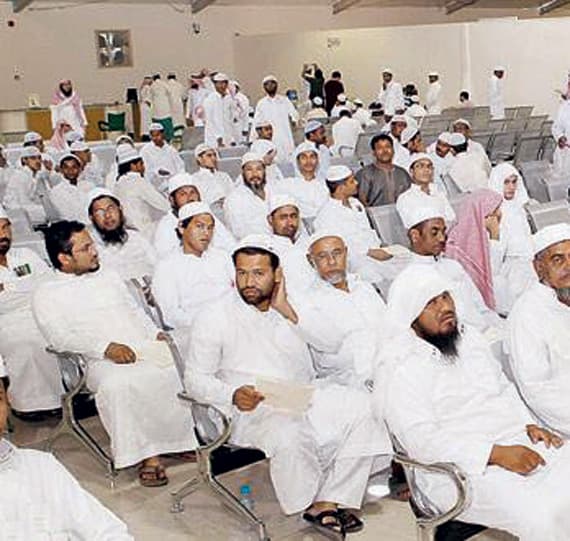 160 ألف إقامة للجالية البرماوية.. وتعريف 219 ألفا خلال 8 أشهر