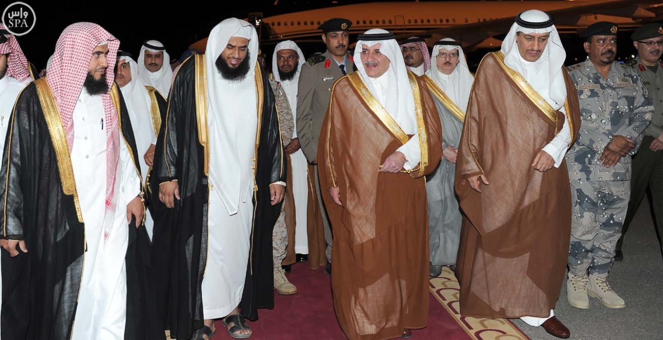 الأمير فهد بن سلطان يصل إلى تبوك بعد رحلة علاجية