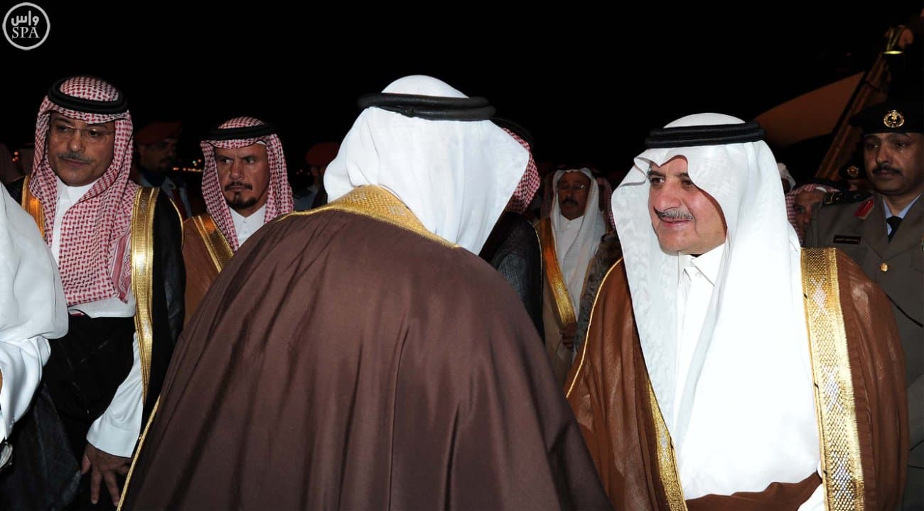 الأمير فهد بن سلطان يصل إلى تبوك بعد رحلة علاجية