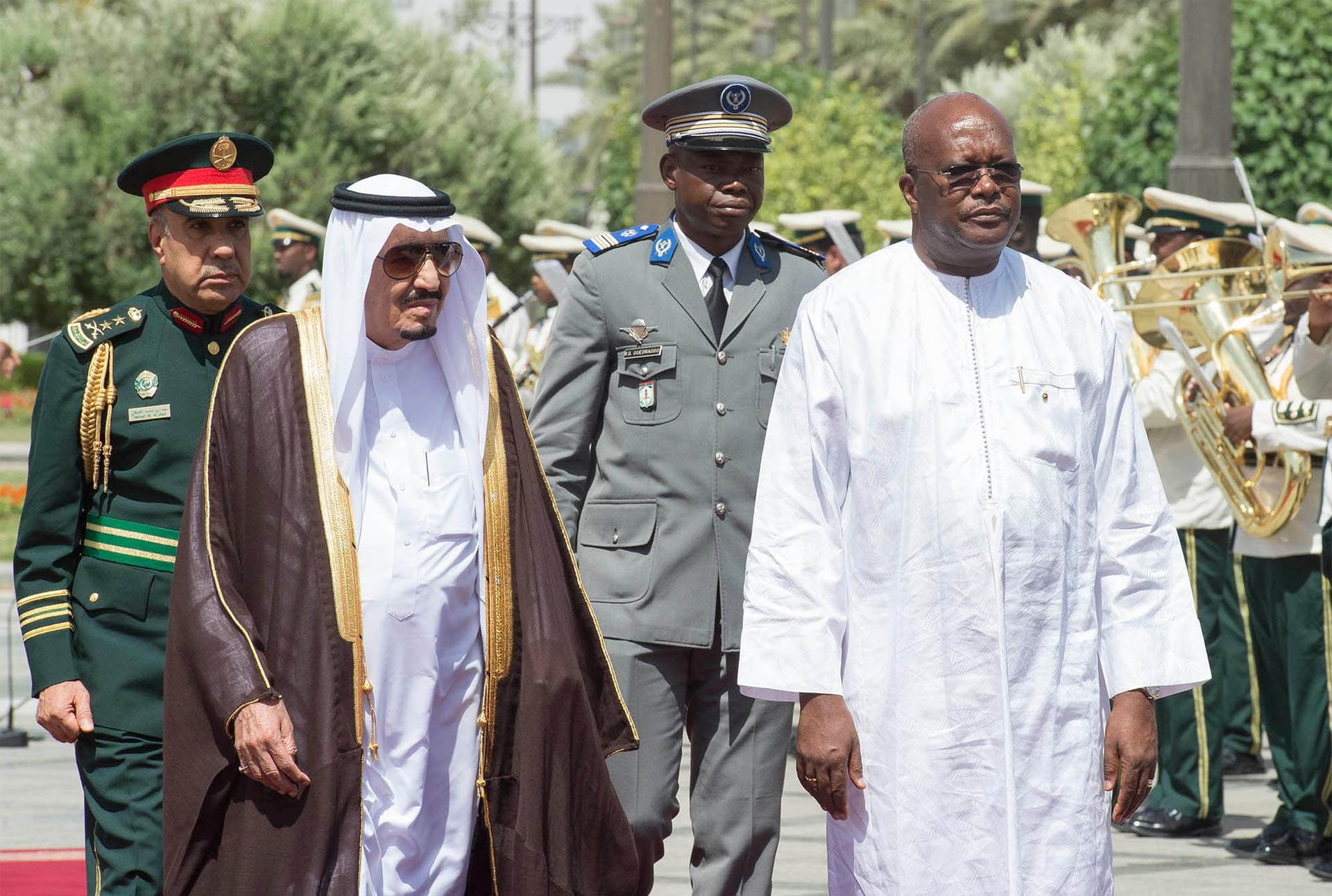 خادم الحرمين ورئيس بوركينا فاسو يشهدان توقيع اتفاقية تعاون في مجال مكافحة الجريمة