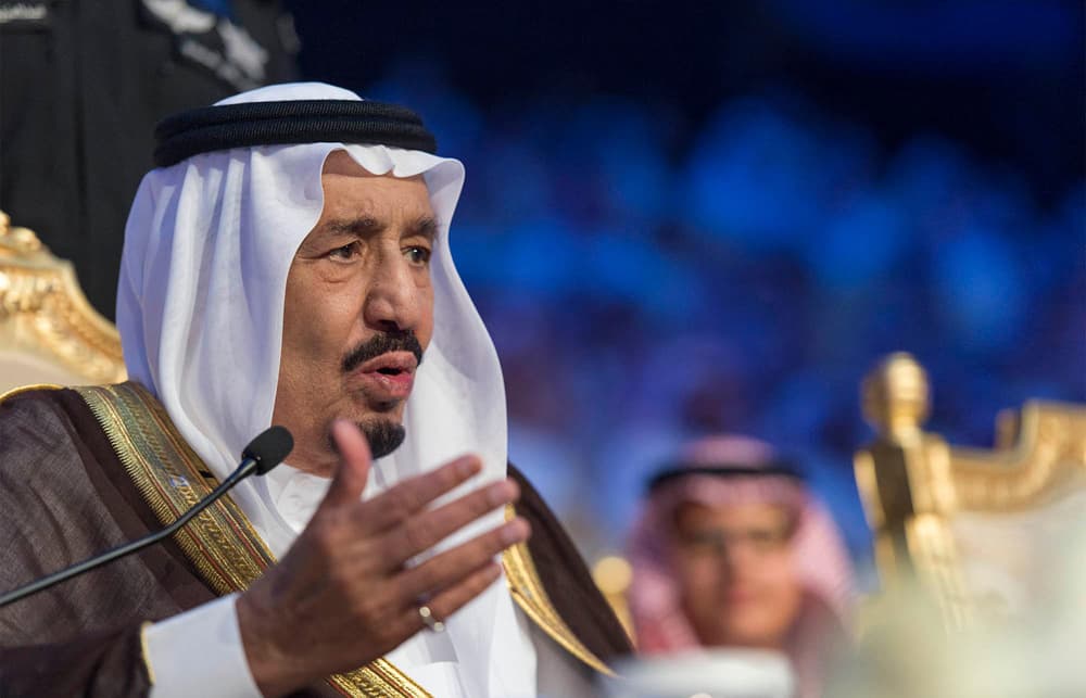 الملك: أبناء بلادنا يتمتعون بالعلم والتعليم في كل مرافق الدولة