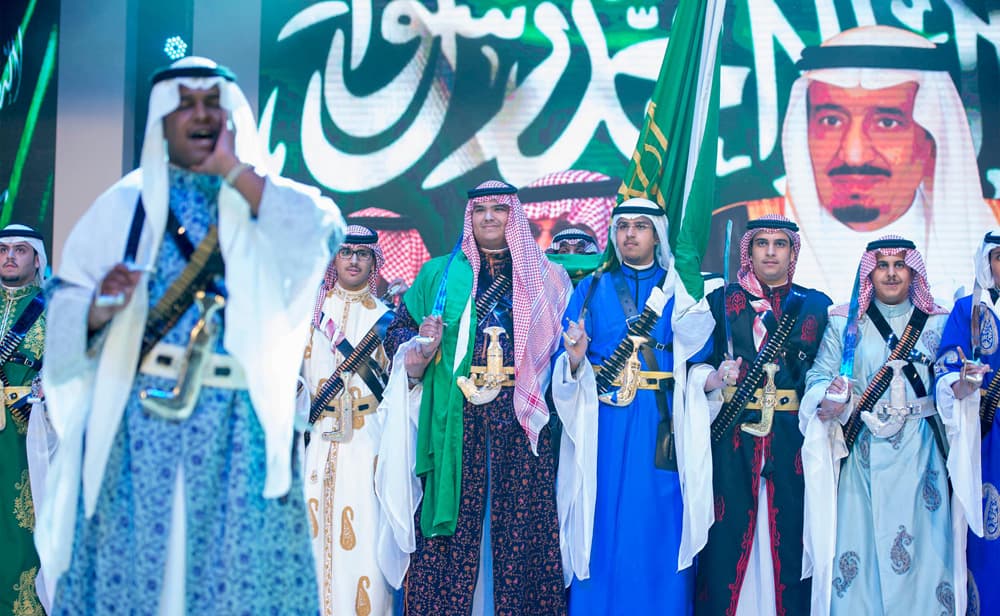 الملك: أبناء بلادنا يتمتعون بالعلم والتعليم في كل مرافق الدولة