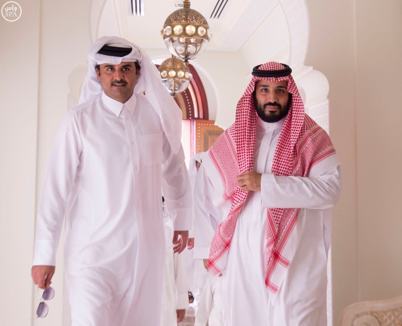 ولي ولي العهد وأمير قطر يبحثان تطورات الأحداث في المنطقة
