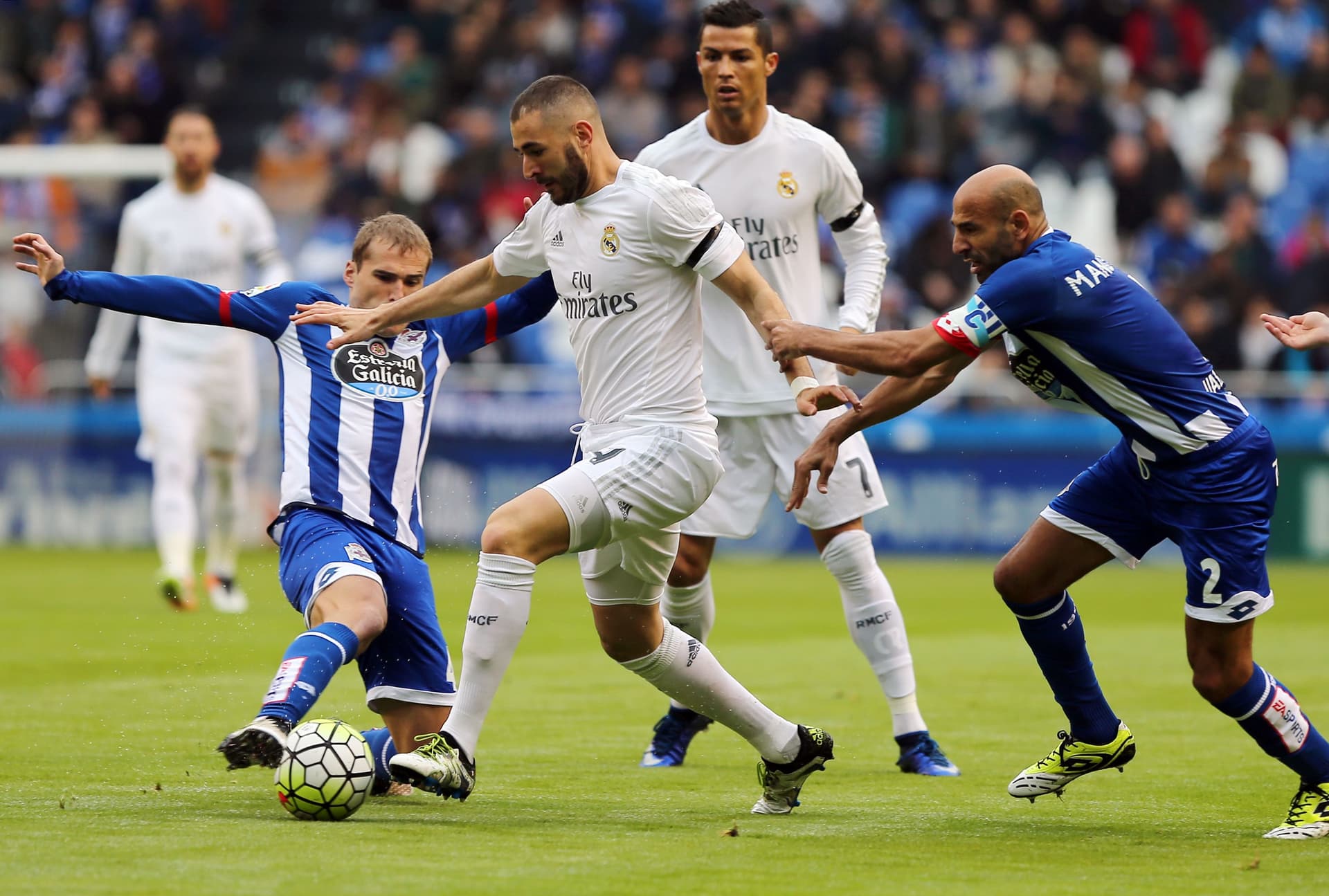 قصة مصورة: برشلونة بطلاً للدوري الإسباني .. وريال مدريد في الوصافة