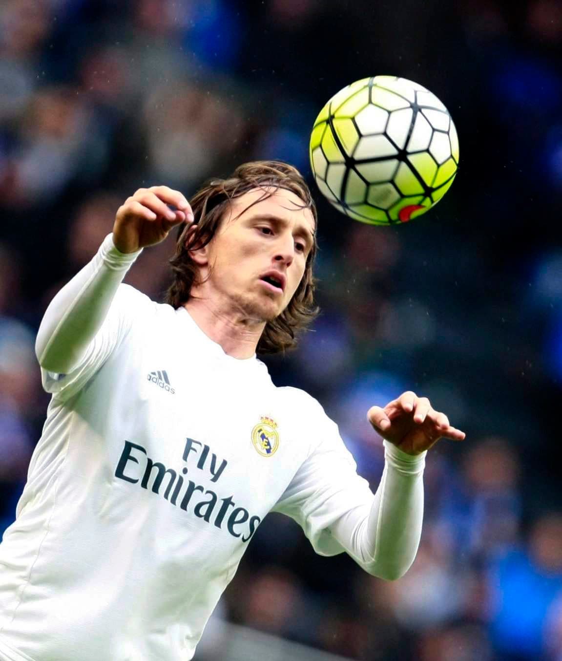 قصة مصورة: برشلونة بطلاً للدوري الإسباني .. وريال مدريد في الوصافة