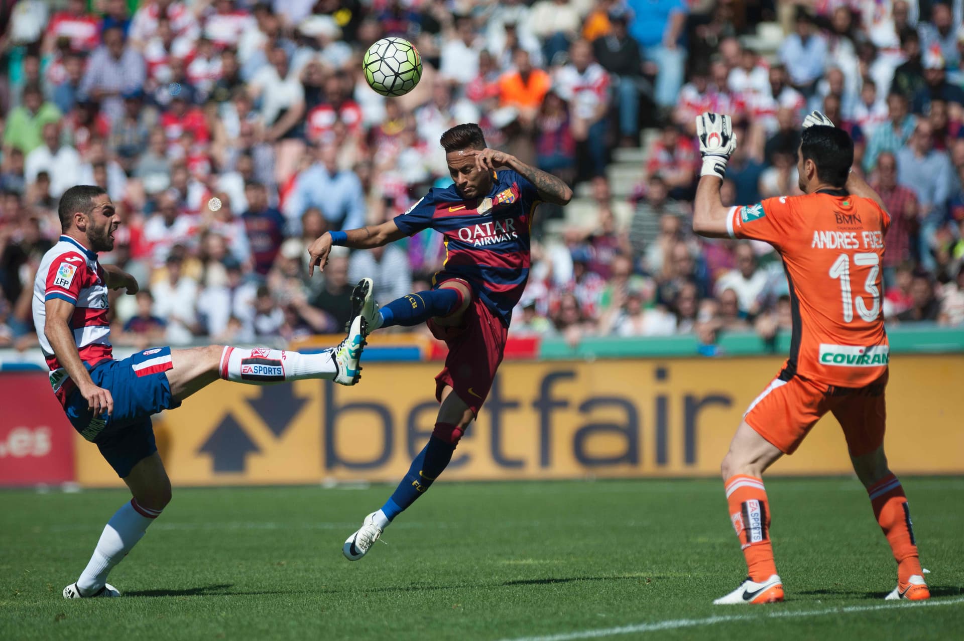 قصة مصورة: برشلونة بطلاً للدوري الإسباني .. وريال مدريد في الوصافة