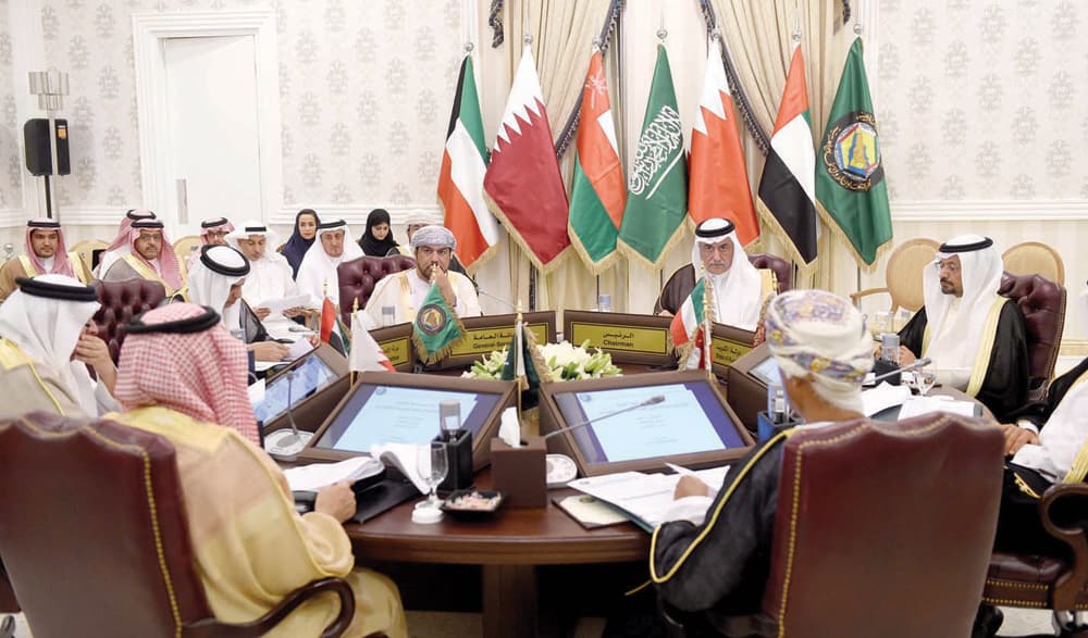 دول الخليج تدرس فرض ضريبة على الأغذية وتقر «الانتقائية»