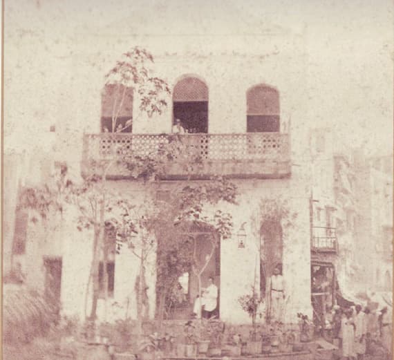 أول مصور مكي.. طبيب ومطوف وعطار وحاضر في كتب المستشرقين