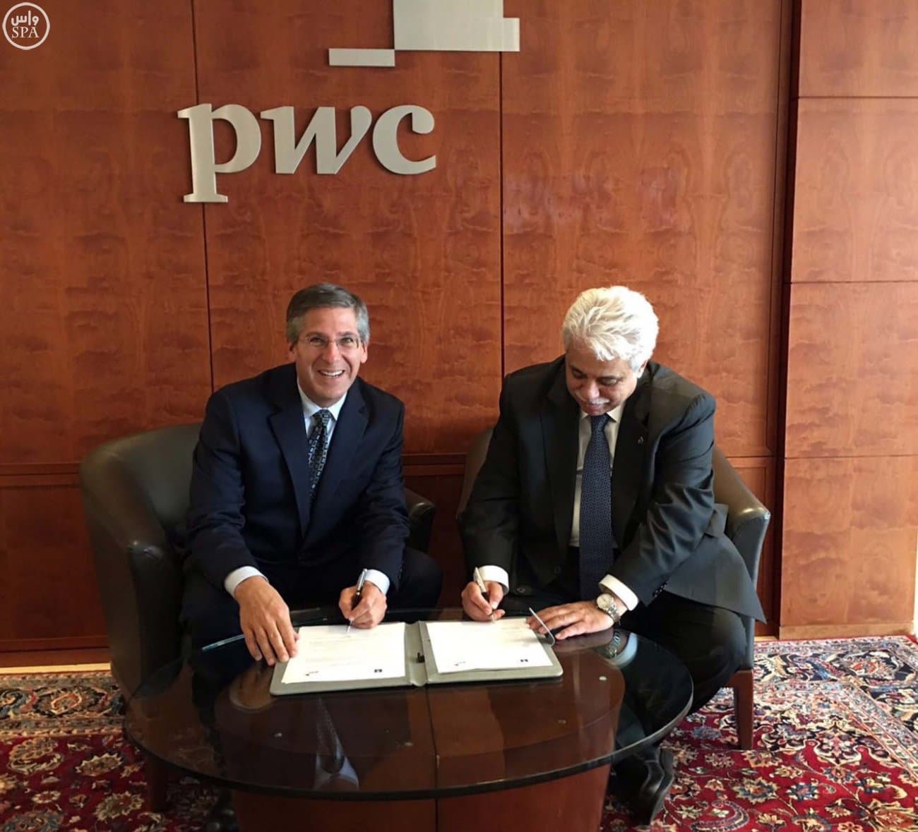 التجارة توقع اتفاقية مع شركة أمريكية لإنشاء أكاديمية للعلوم المالية بالرياض
