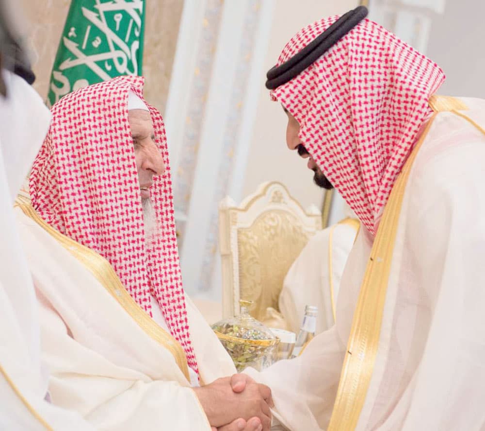 الملك للعسكريين: الوطن يقدر تضحياتكم وجهودكم العظيمة في خدمة الحجاج