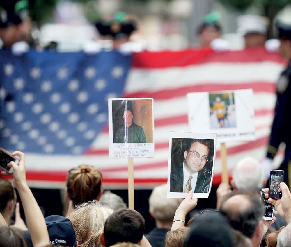 القانون تسييس لعاطفة ذوي 11 سبتمبر. الحادثة الأشد وقعا على ذاكرة الناخب الأمريكي ومخاوفه.