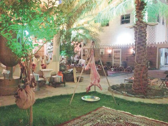 تراث المنطقة هو الوجه التاريخي لها والمعبر عنها.  تصوير: نايف السلحوب - "الاقتصادية"