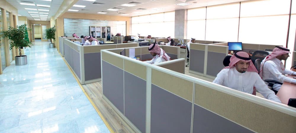 488 مليار ريال رواتب موظفي الدولة في 2015 .. والبدلات 79 مليارا